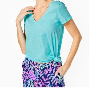 Lilly Pulitzer Etta V Neck top in Blue Horizon size Small.